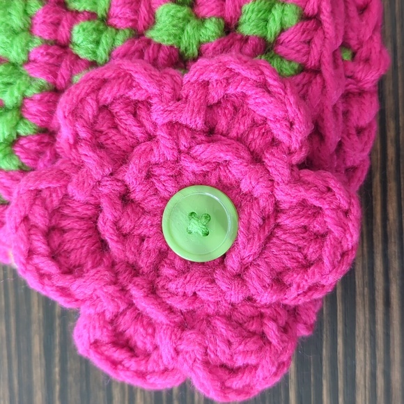 Newborn knitted colorful hat - perfect for photoshoots - Picture 3 of 5